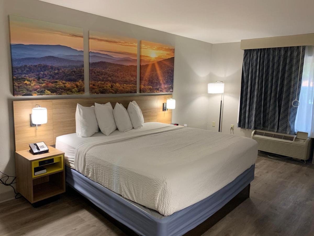 Days By Wyndham Atlanta 2*